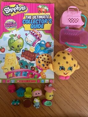 Shopkins Handbook with Pink and Yellow Accessories